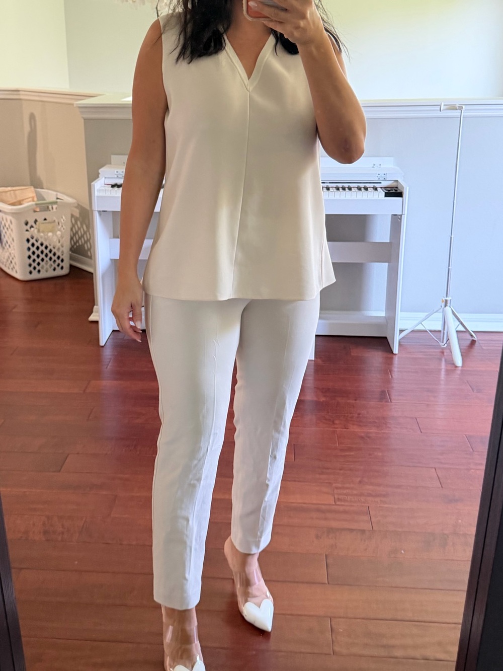 Theory Cream Sleeveless V-Neck Top with Cropped Pants